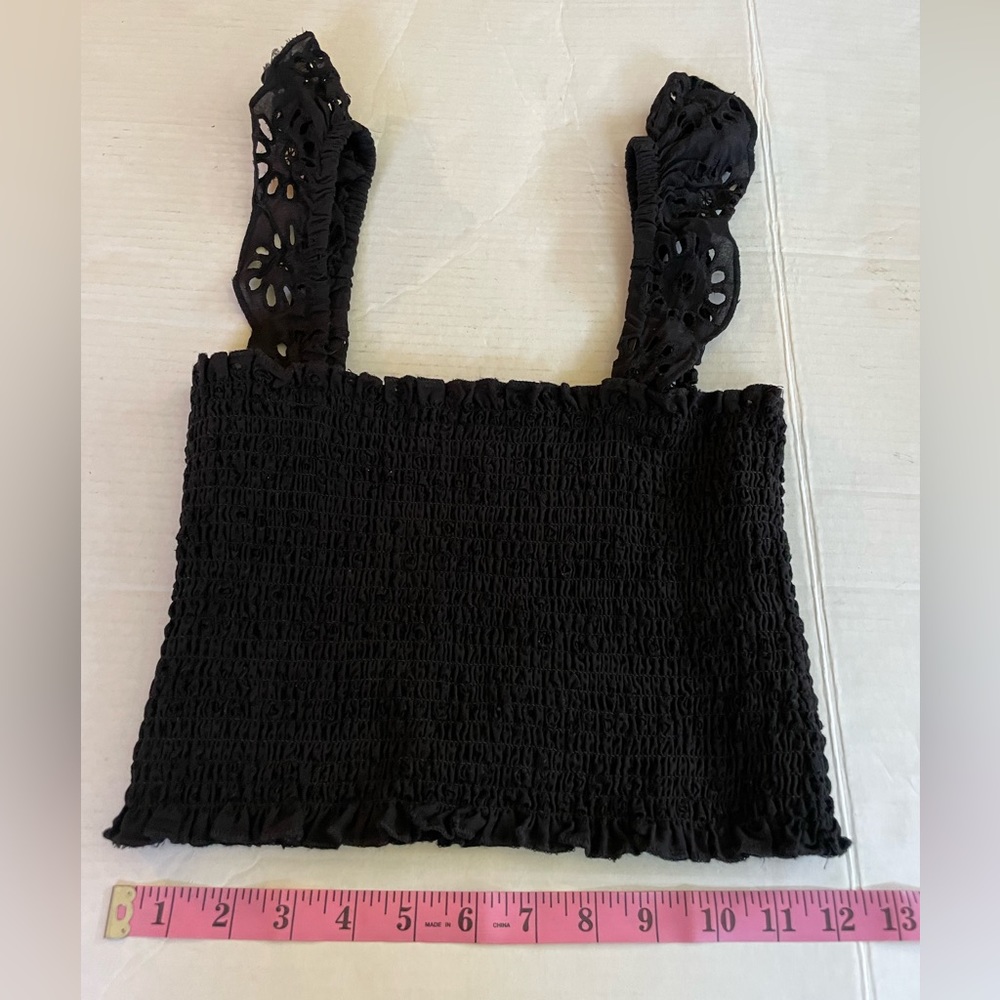 Cotton On sleeveless stretchy top elastic gathered, w/ruffled eye-lit sleeves